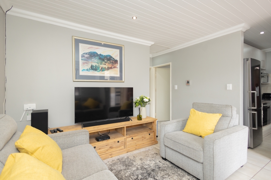 2 Bedroom Property for Sale in Camelot Western Cape